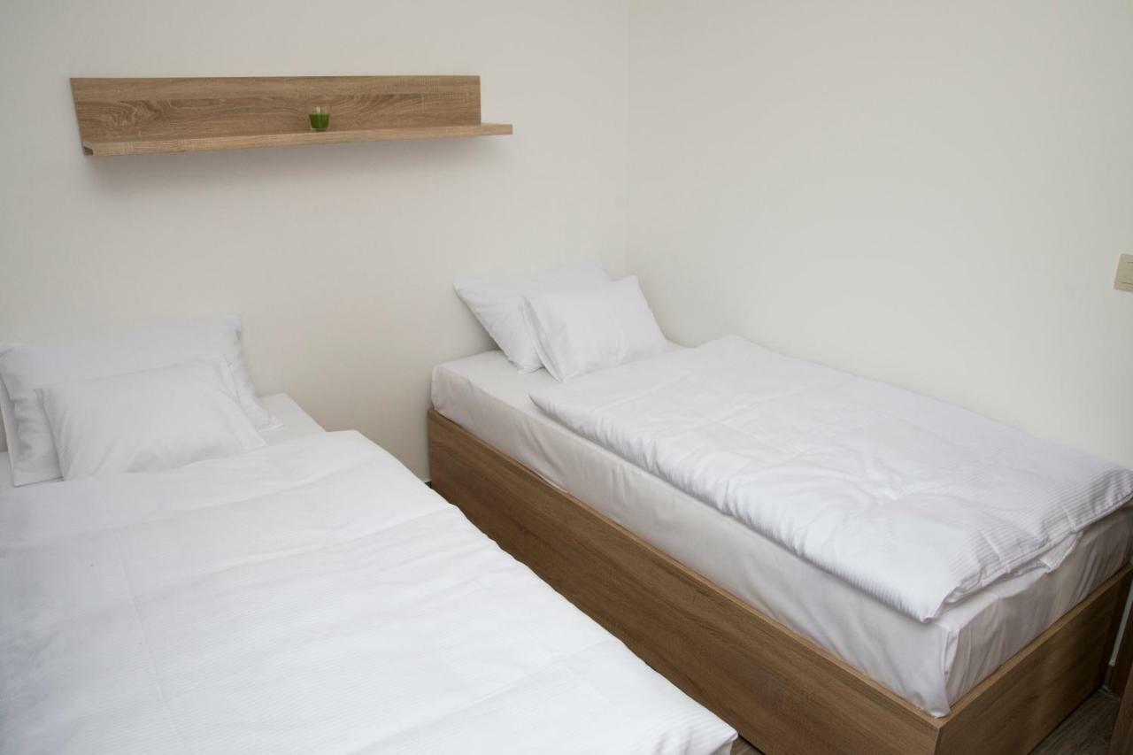 Akvárium Apartmanházak Keszthely Exterior foto